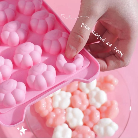 Sanrio Other - kawaii cat paw ice tray